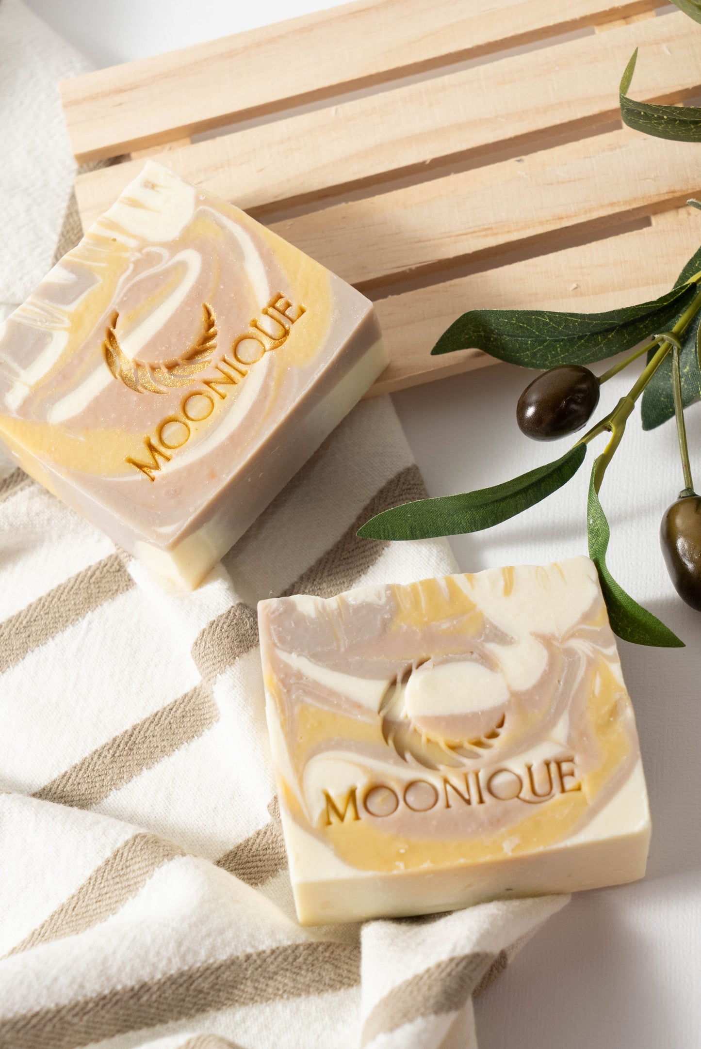 handmade soap, soap made with certified organic ingredients, artisan soap, soap with clean ingredients, soap with lavender, soap with cedar wood, soap with rosemary,
