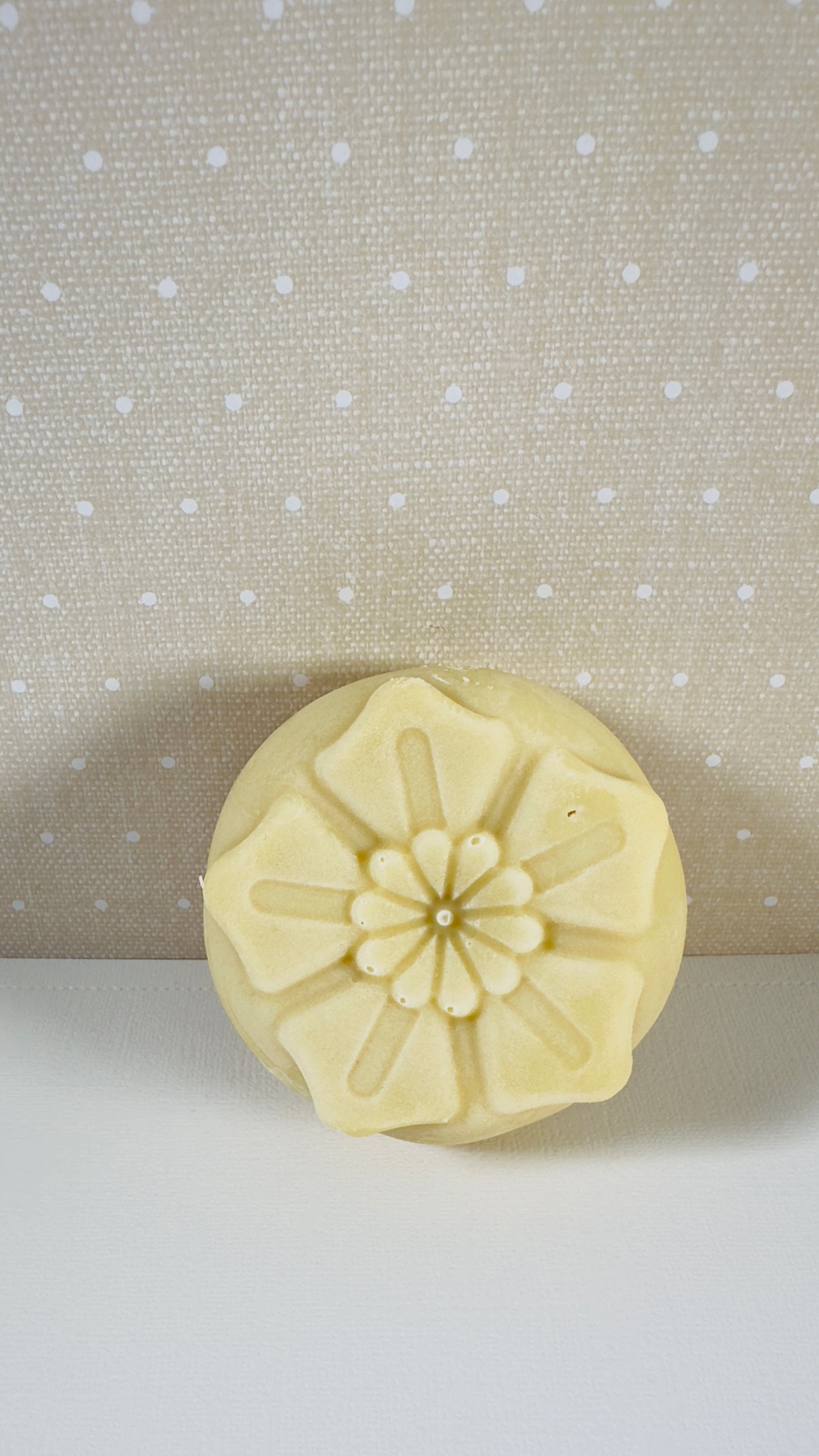 handcrafted oatmilk soap, organic soap, organic oatmilk soap, oatmilk and honey soap, unscented soap, artisan oatmilk oap, natural soap, skin-friendly soap, chemical-free soap, natural oatmilk soap