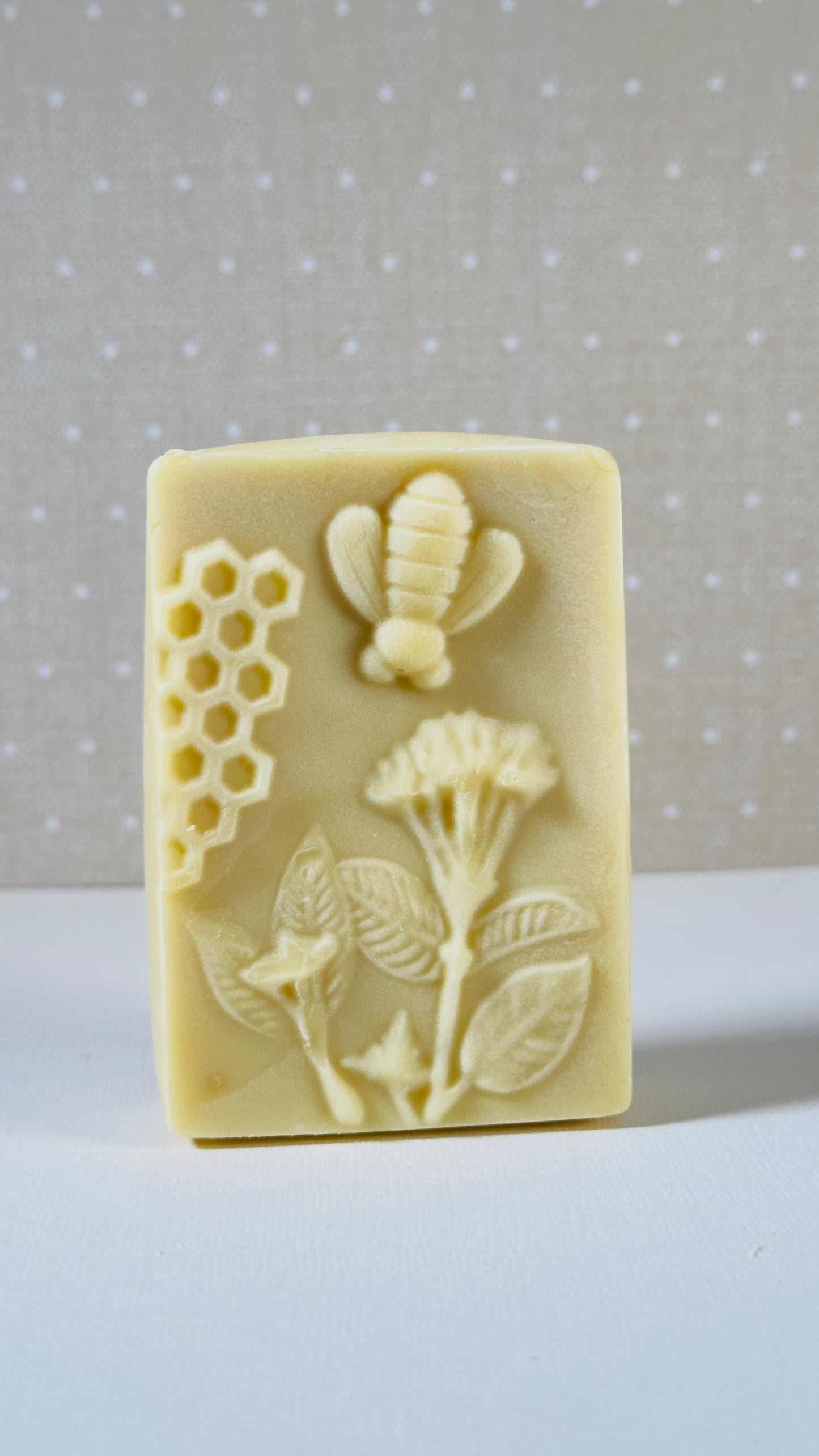 handcrafted oatmilk soap, organic soap, organic oatmilk soap, oatmilk and honey soap, unscented soap, artisan oatmilk oap, natural soap, skin-friendly soap, chemical-free soap, natural oatmilk soap