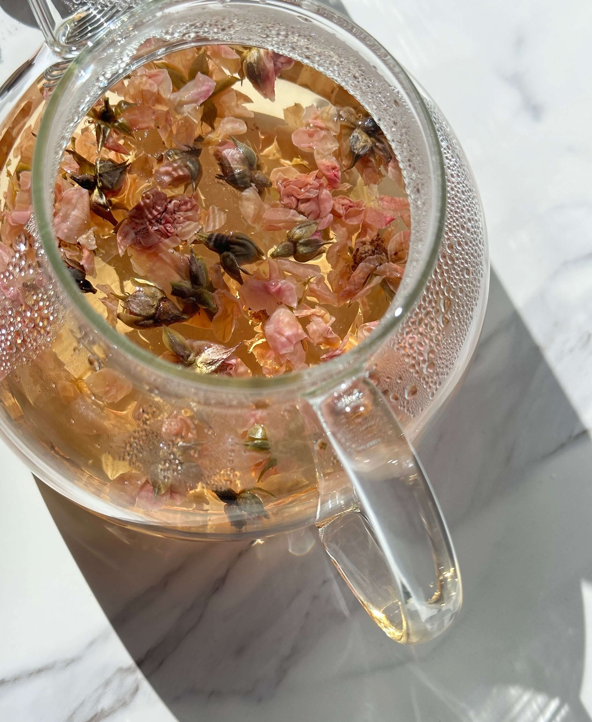 Blooming tea. Jasmine tea. Rose tea. Chrysanthemum tea. Lily tea