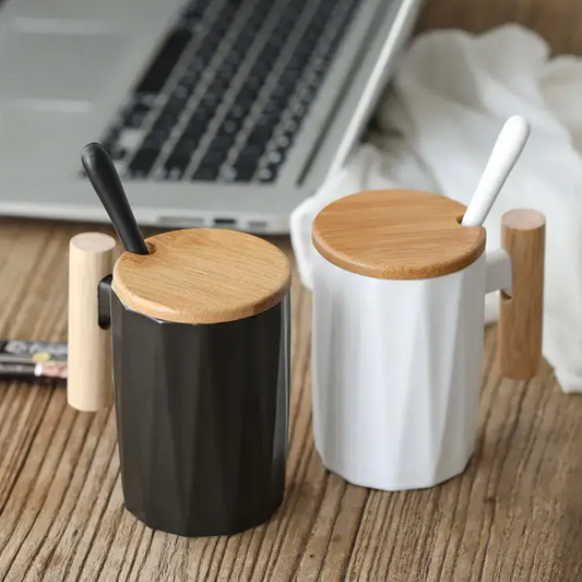 Black nordic matte coffee cup with bamboo lid, black spoon, bamboo handle