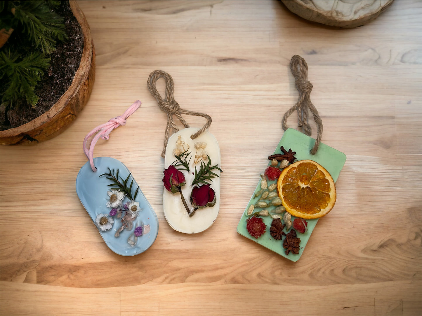 clean, chemical-free soy wax made sandal wood air freshener