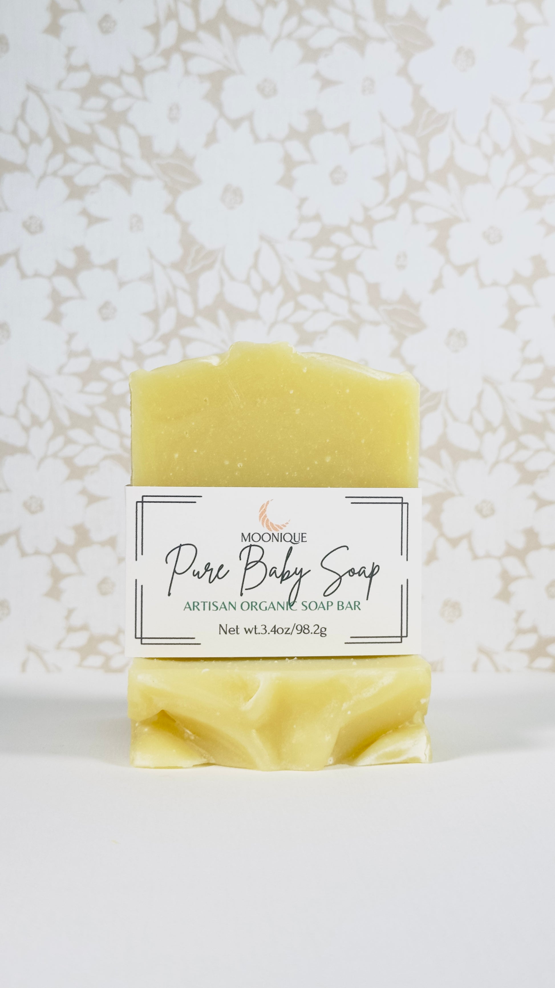 Organic baby soap, gentle soap for babies, baby's skin-friendly soap, soap good for baby skin, clean ingredients soap for baby, best baby soap, soap with clean ingredients, soap with clean ingredients for babies, soap for kids